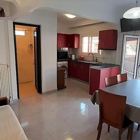 Ourania Apartment アスプロヴァルタ エクステリア 写真