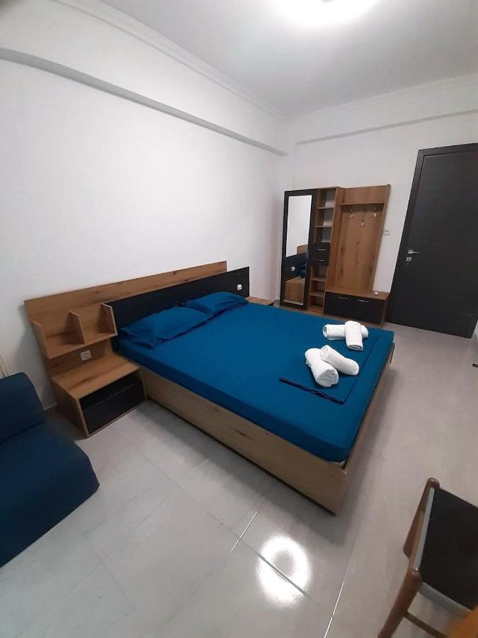 Ourania Apartment アスプロヴァルタ エクステリア 写真