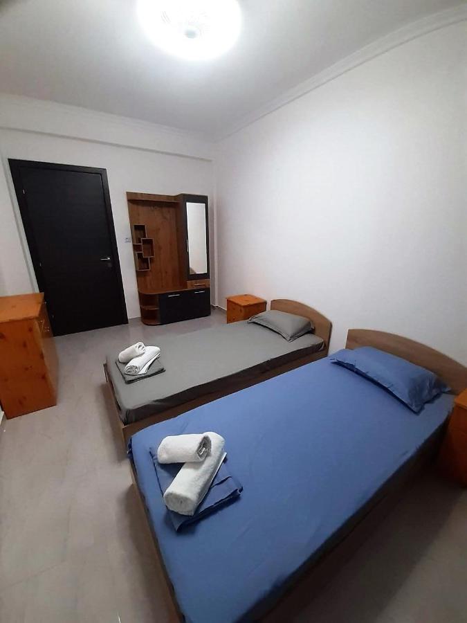 Ourania Apartment アスプロヴァルタ エクステリア 写真