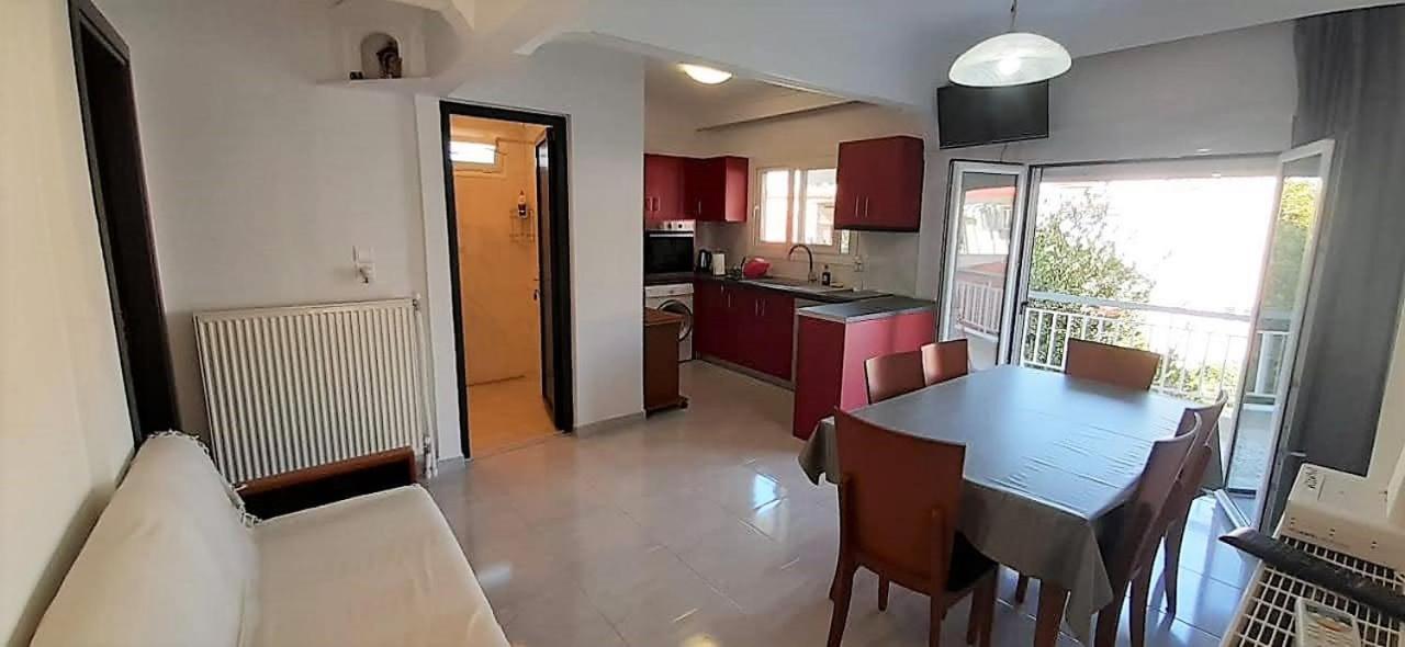Ourania Apartment アスプロヴァルタ エクステリア 写真
