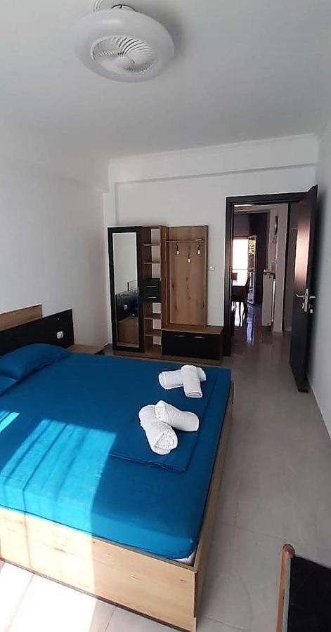 Ourania Apartment アスプロヴァルタ エクステリア 写真