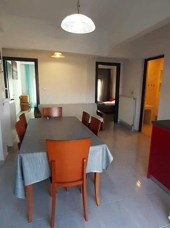 Ourania Apartment アスプロヴァルタ エクステリア 写真